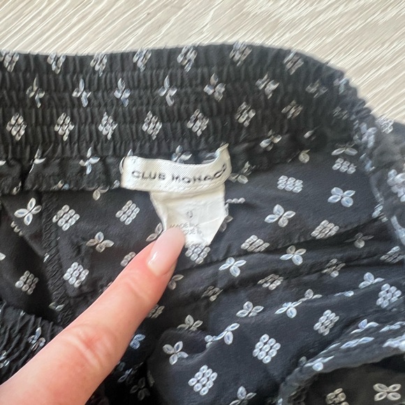 Club Monaco Black and White Wide Leg Pants - Picture 5 of 5